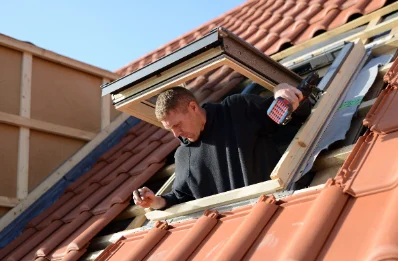 Pose de fenêtres de toit Velux à Trungy